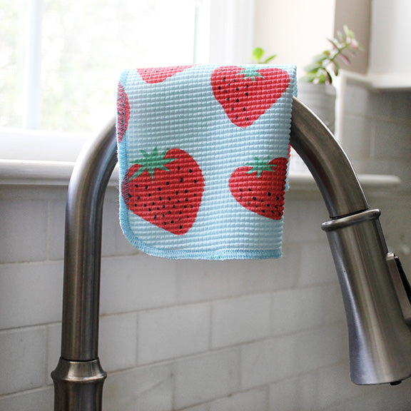 Dish Cloth/Reusable Napkin - Strawberries